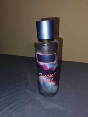 Victoria's Secret Summer Daze Body Mist - Blue & Purple
